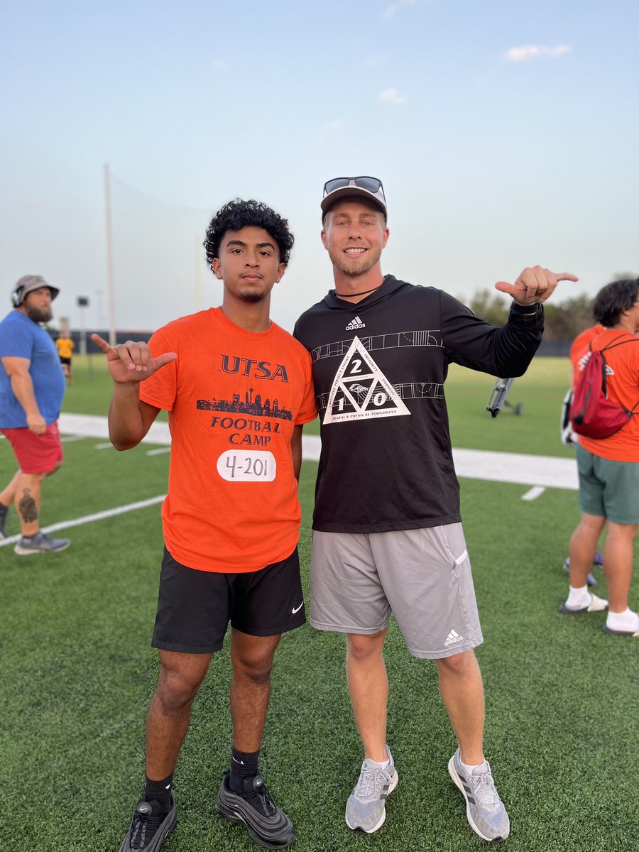 Thank you for the great opportunity to better my craft <a href="/Coach_Griffin_/">Julian B. Griffin</a>  &amp; <a href="/CoachTimYoder/">Tim Yoder</a>