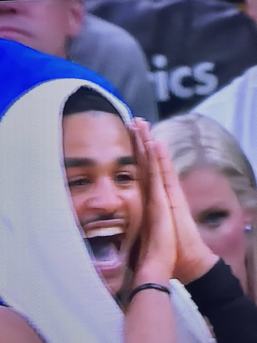 NinerNick_22's tweet photo. 💙💛💙💛 https://t.co/arvcjcU1DE