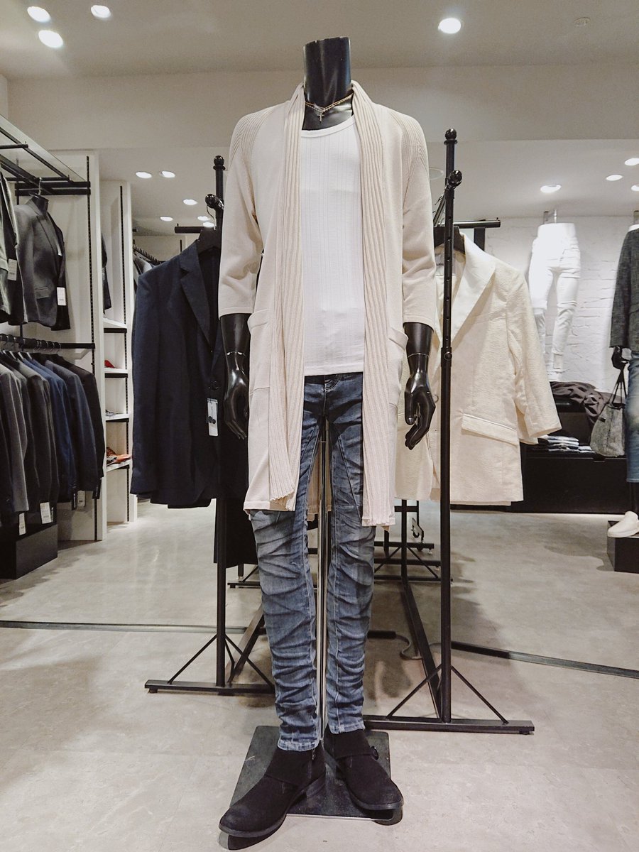 PUREGOLD_umeda's tweet photo. ロングカーディガンが入荷🎶

お問い合わせの多かったシリーズで
薄くて通気性の良いカーディガンに仕上がっております😉 https://t.co/ikC0cByNWw
