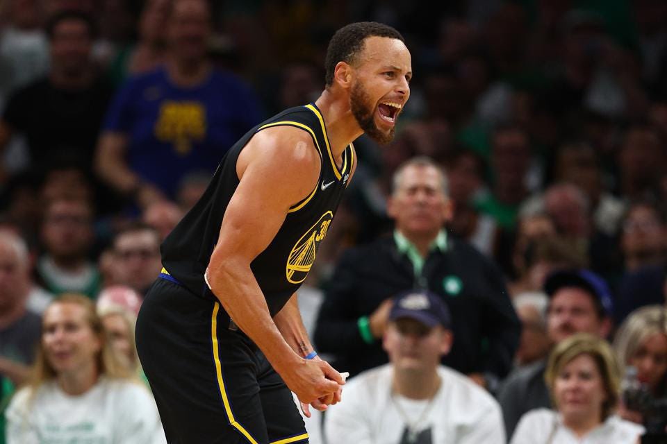 EnjoyBBall's tweet photo. 2022 NBA CHAMPIONS https://t.co/OBSR7PuI0c