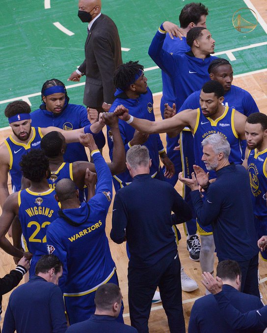 Watch Google Santana Red's leaked NSFW photo on TwXstars