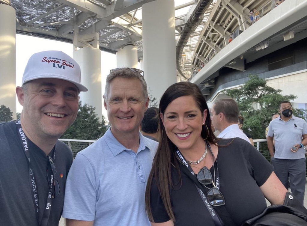 SarahSpain's tweet photo. Must’ve been that pep talk we gave you at the Super Bowl, @SteveKerr! 

Congrats, coach!! 🏆 https://t.co/p9QH0WvZNH