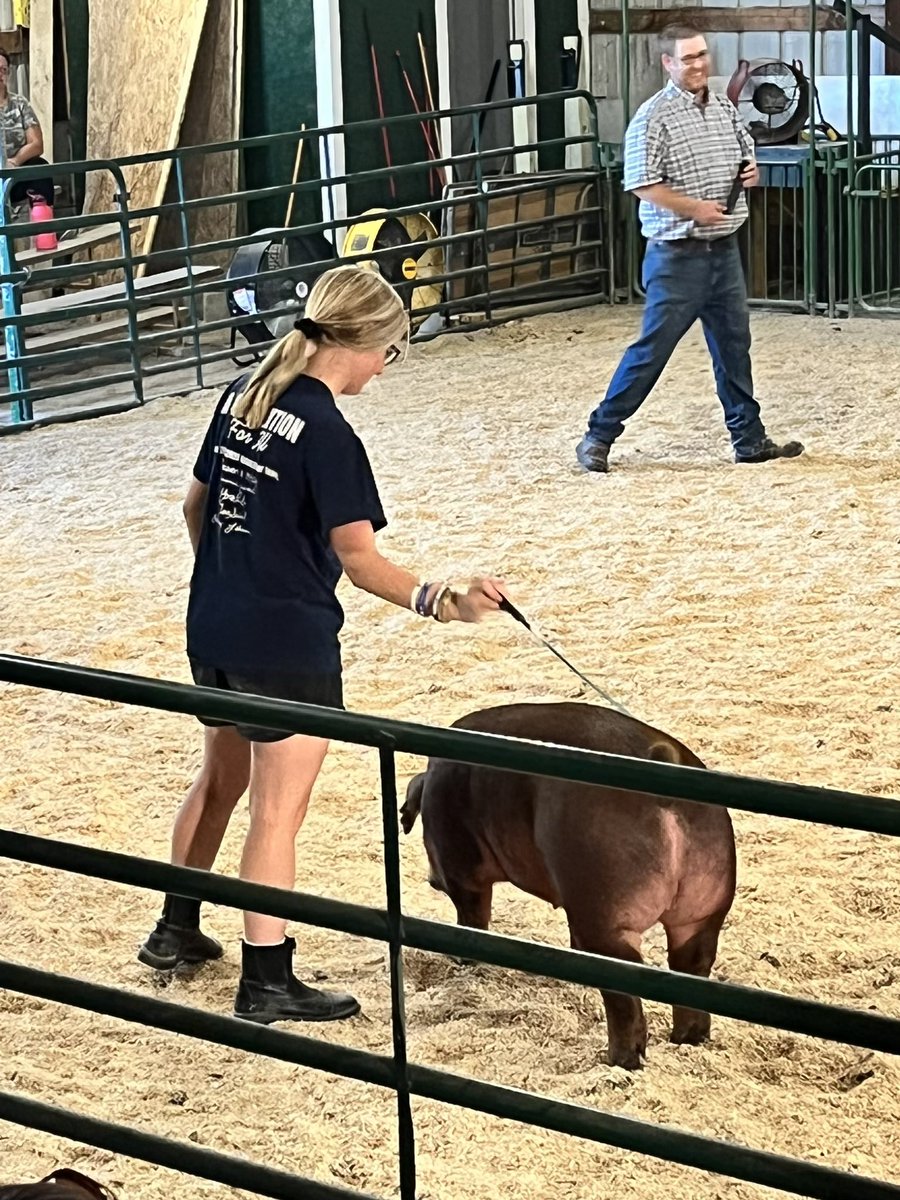 Sarah Harris tweet media