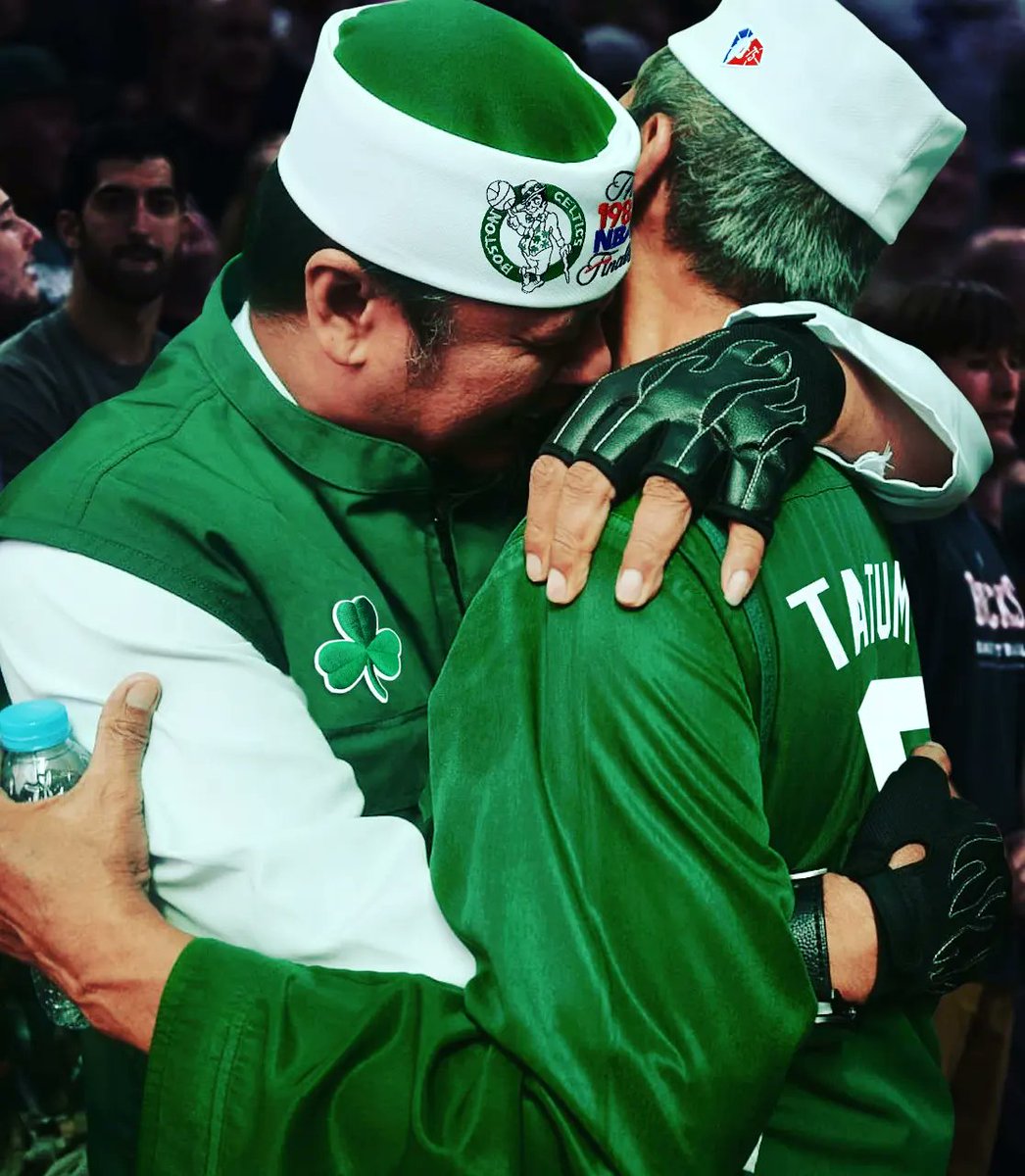 aganharahap's tweet photo. Penggalangan massa dan arak- arakan kendaraan bermotor yang sedianya akan dilangsungkan siang ini, batal dilaksanakan menyusul kekalahan Boston Celtics di Final NBA. 

Kapolres setempat menghimbau para pendukung dan simpatisan  agar legowo serta tetap menjaga ketertiban. https://t.co/Jg49AEmN8n