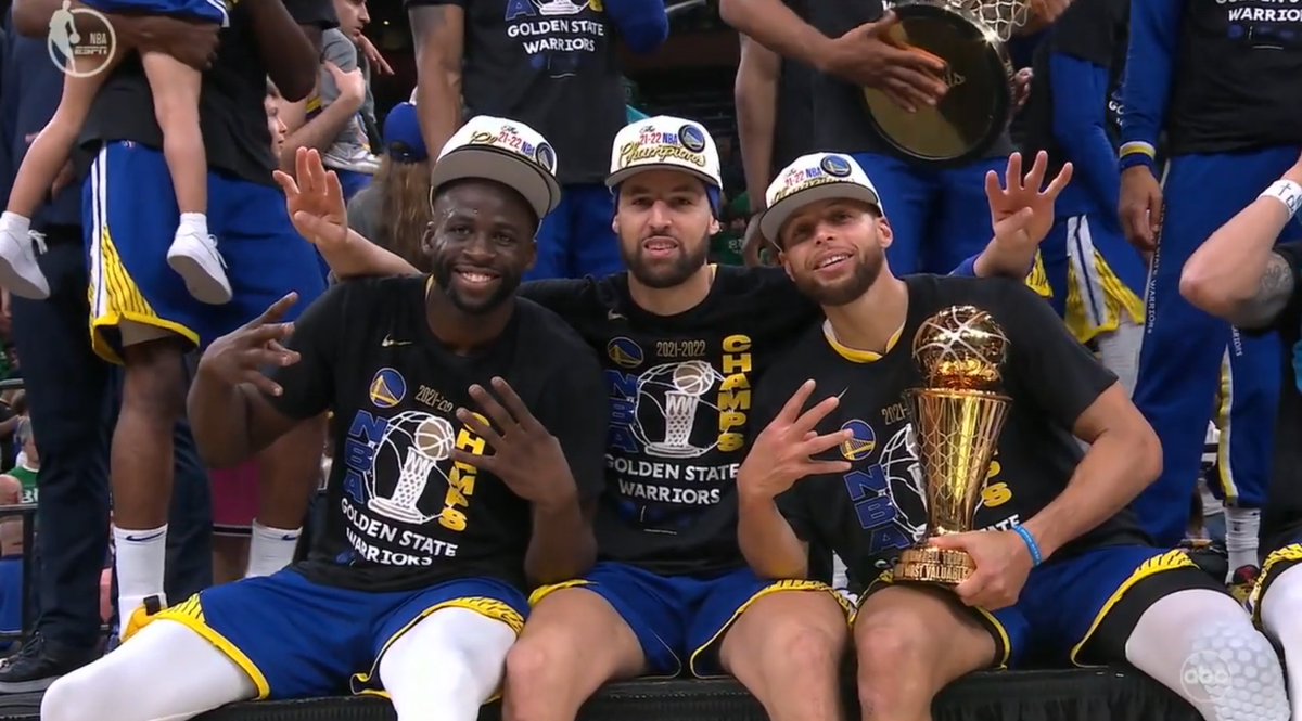 ringer's tweet photo. 🏆🏆🏆🏆 https://t.co/PJDkGquUCh