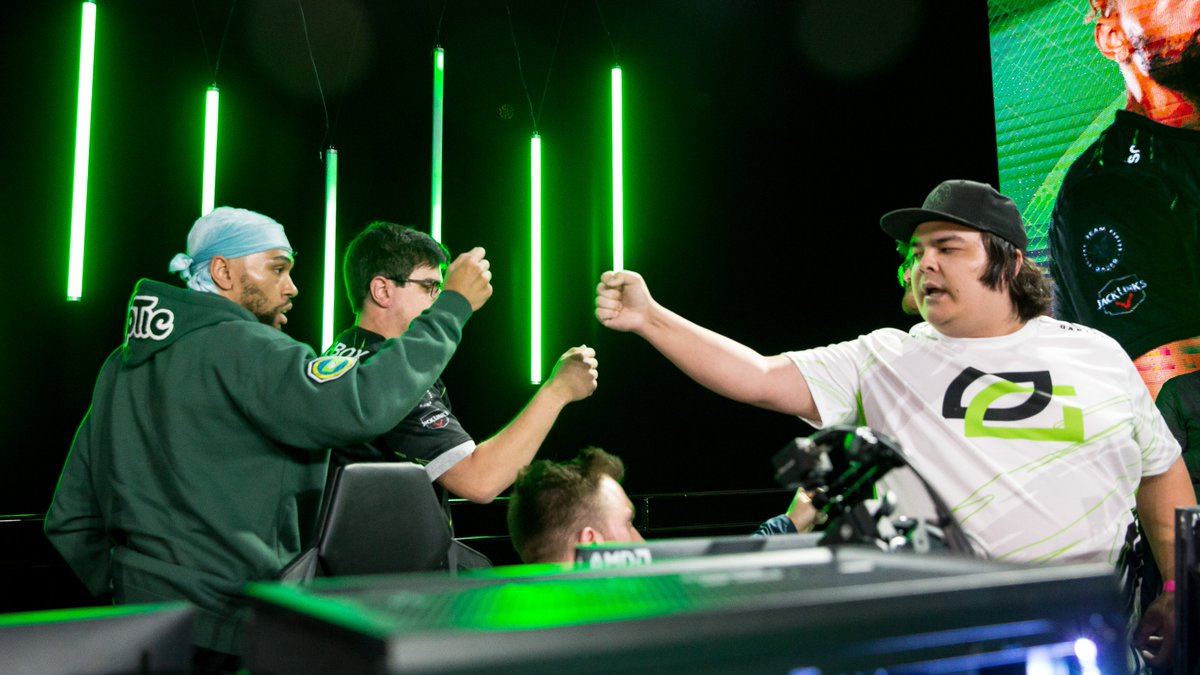 HCS's tweet image. The #GreenWall goes B2B as they claim the final NA 🇺🇸 #HCSProSeries of Split 2 - Congratulations! 🏆🏆

@aPureGangster 
@FormaL 
@Lucid_TW 
@TriPPPeY 
@Lunchbox