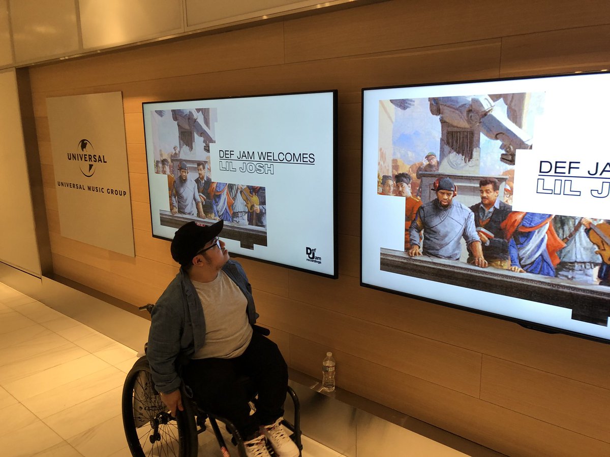 _mindofjosh's tweet image. I hope no one hates def jam for what happen with logic. There’s some good people there and they showed mad love 3 years ago when I was in their offices.