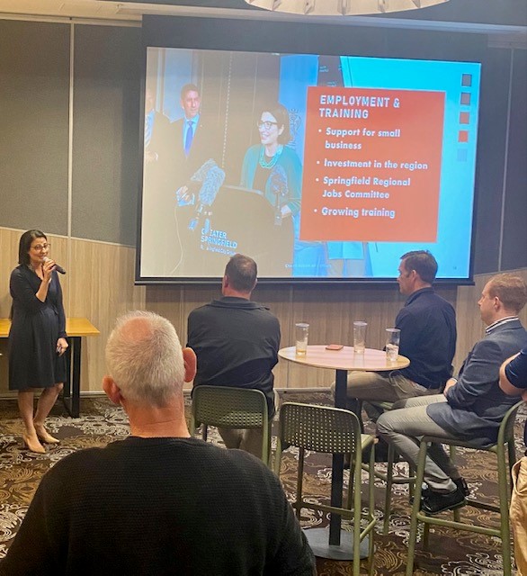 Another great Business After Hours event by the Greater Springfield Chamber Of Commerce!
SRJC's board Member Sarah, was excited to hear from our State Member, Charis Mullen MP regarding Employment and Training in our region. 
#futureofwork #localjobs
