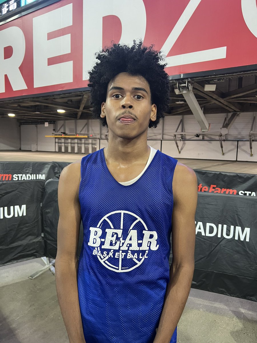 Tory Gholston a 5’9 incoming freshman for Coolidge had a great overall performance against Chandler here <a href="/Section7Az/">Section 7</a>  in Glendale. Gholston had 15 pts, 3 rbs,  4 asts, and 3 steals. He was absolutely disruptive on defense. Make time for Coolidge Vs Sandra day at 5:50 on court 10.