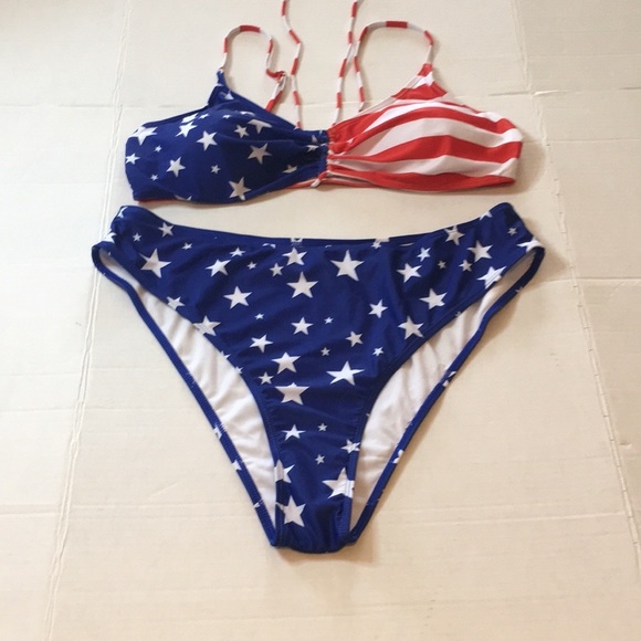 SpottedDingo's tweet photo. So good I had to share! Check out all the items I'm loving on @Poshmarkapp #poshmark #fashion #style #shopmycloset #dressbarn #jcrew #shein: https://t.co/4XqaK70Q2h https://t.co/BSU2wXT5QI