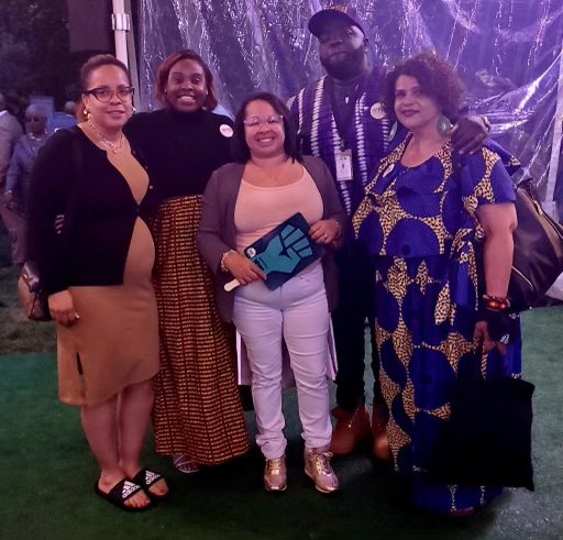 AlinaDowe1's tweet photo. Tonight @NYCMayor made history holding the 1st Juneteenth Celebration at Gracie Mansion! I’m honored to be part of it…my reality is my ancestors wildest dreams! #juneteenth2022 #alinadowe #makinghistory #historyinthemaking #mayorericadams https://t.co/25W4jGvSqx