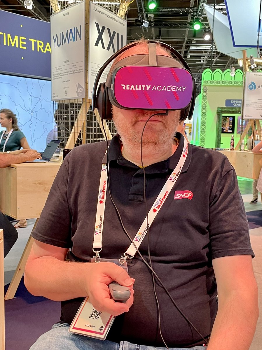 Reality Academy tweet media