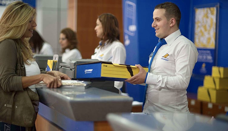 .<a href="/LibanPost/">Libanpost</a>: Employee #wellbeing is key to excellent customer experience. In the aftermath of the #pandemic and the #BeirutBlast, #LibanPost🇱🇧found its own recipe to maintain the highest possible quality of service through a people-centred approach: bit.ly/3tHAGDM