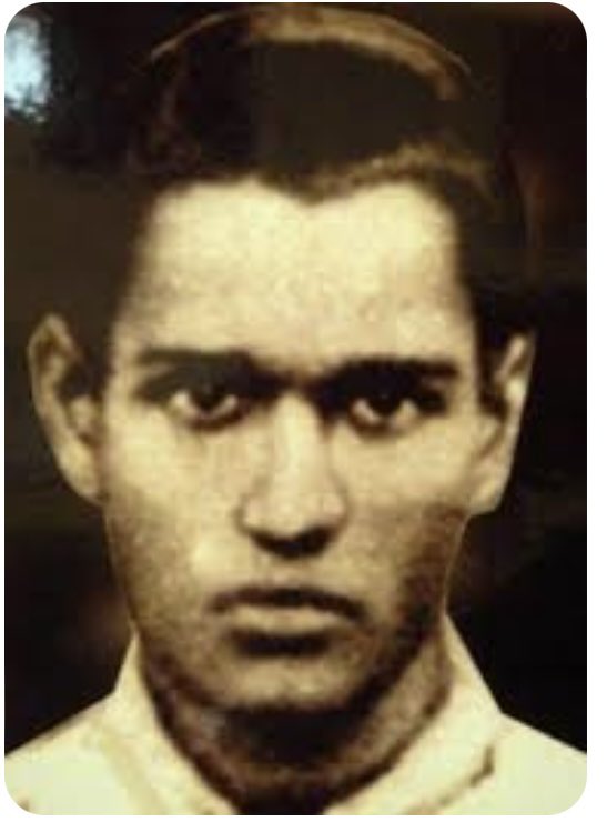 ProfSumathi's tweet photo. A day to honour our historical hero Vanchinathan,
#RobertAshe, district collector of #Tirunelveli, known for his atrocities was assassinated by #Vanchi on June 17, 1911. He fired a close-range shot at Ashe as his train to Madras came to a stop at the #Maniyachi Station. https://t.co/GuoBxnemZz