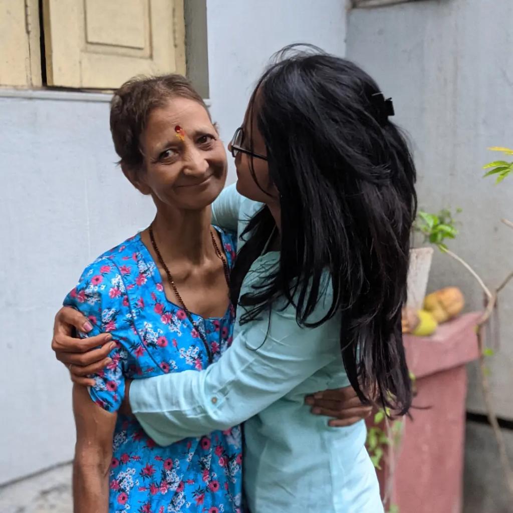 rjshonali's tweet photo. These photos pretty much explains why I am the way that I am. ❣️
.
#rjshoshoshonali #family #unconditional #life #parentslove #aaibaba https://t.co/7i7EKhQZWs