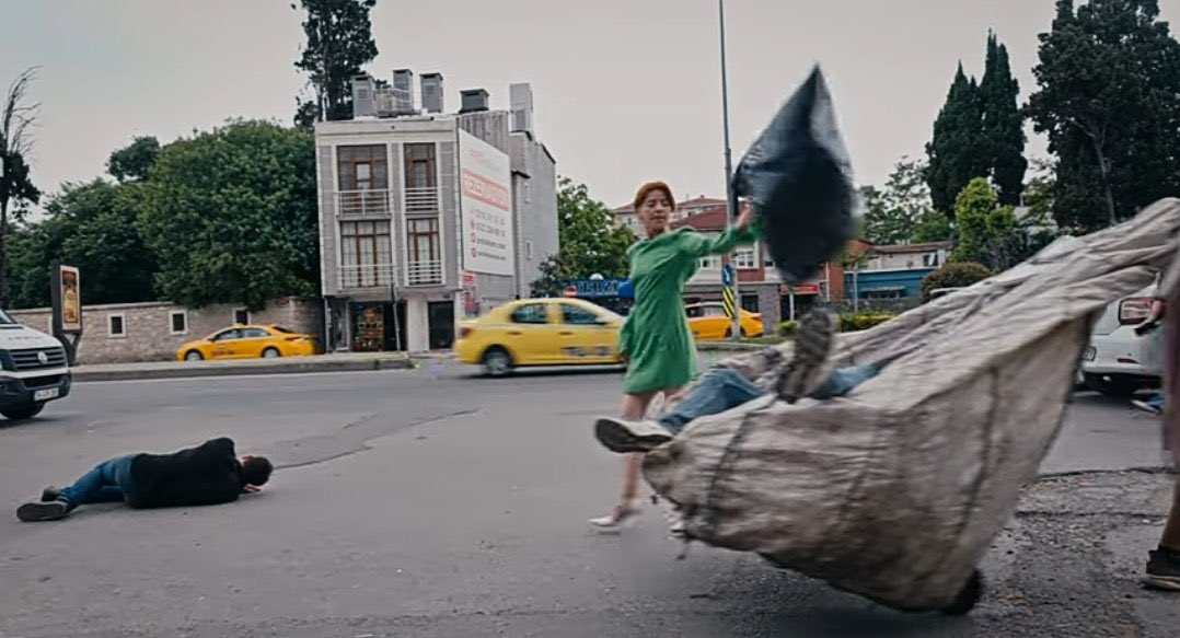 Gerekirse zorla.
 #sessizistila2