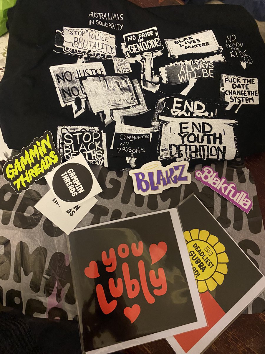 JaceCReh's tweet photo. So excited, my #gamminthreads order arrived today π Iβm obsessed with the stickers β€οΈ https://t.co/hezC8DfmOf