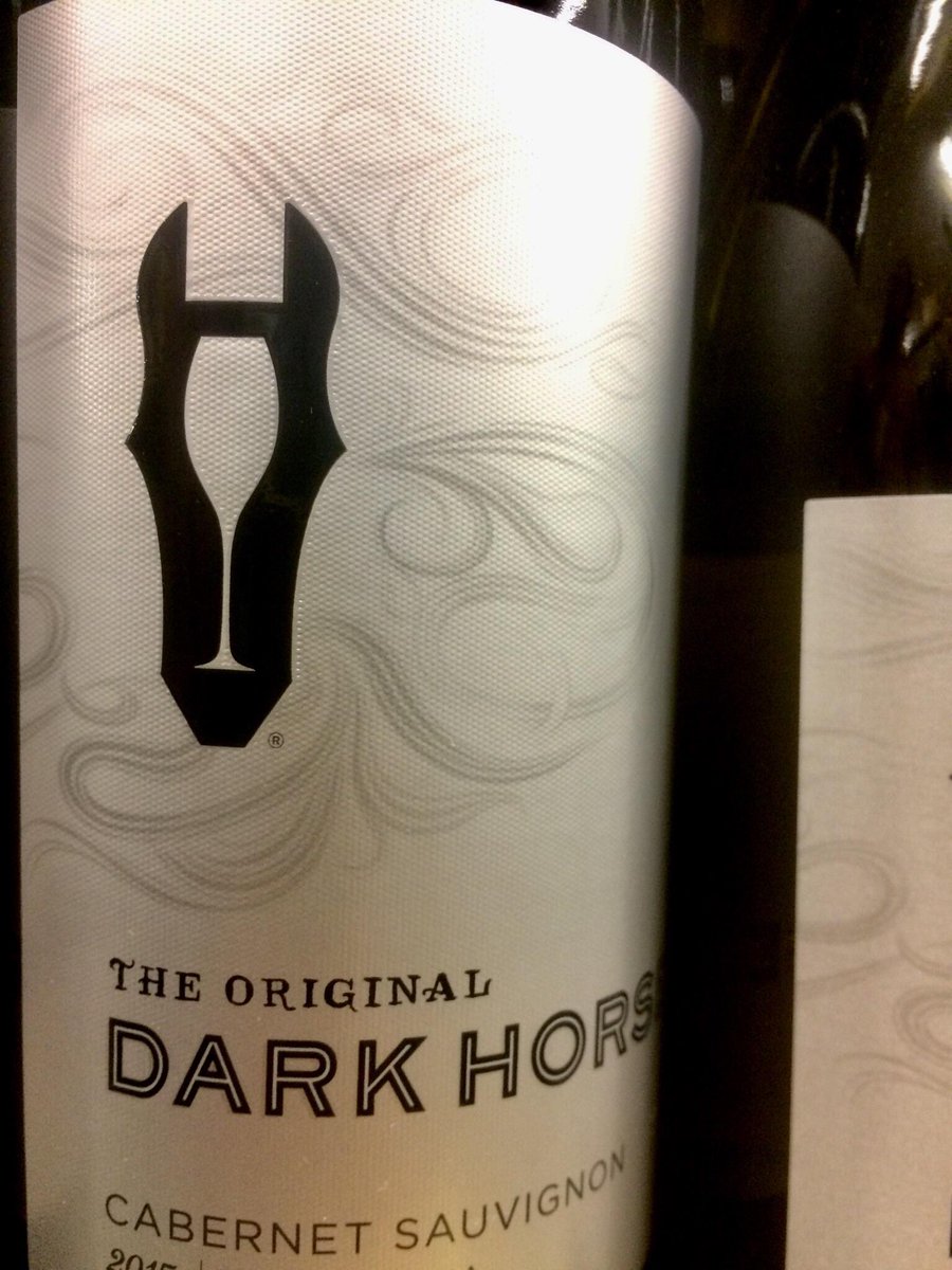 IvyDesignBlog's tweet image. &quot;&quot;Dark Horse&quot; wine logo&quot;

Retweet if you think this is cool!  #art #cool