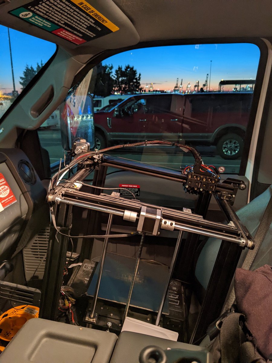 ExoSlide tweet media