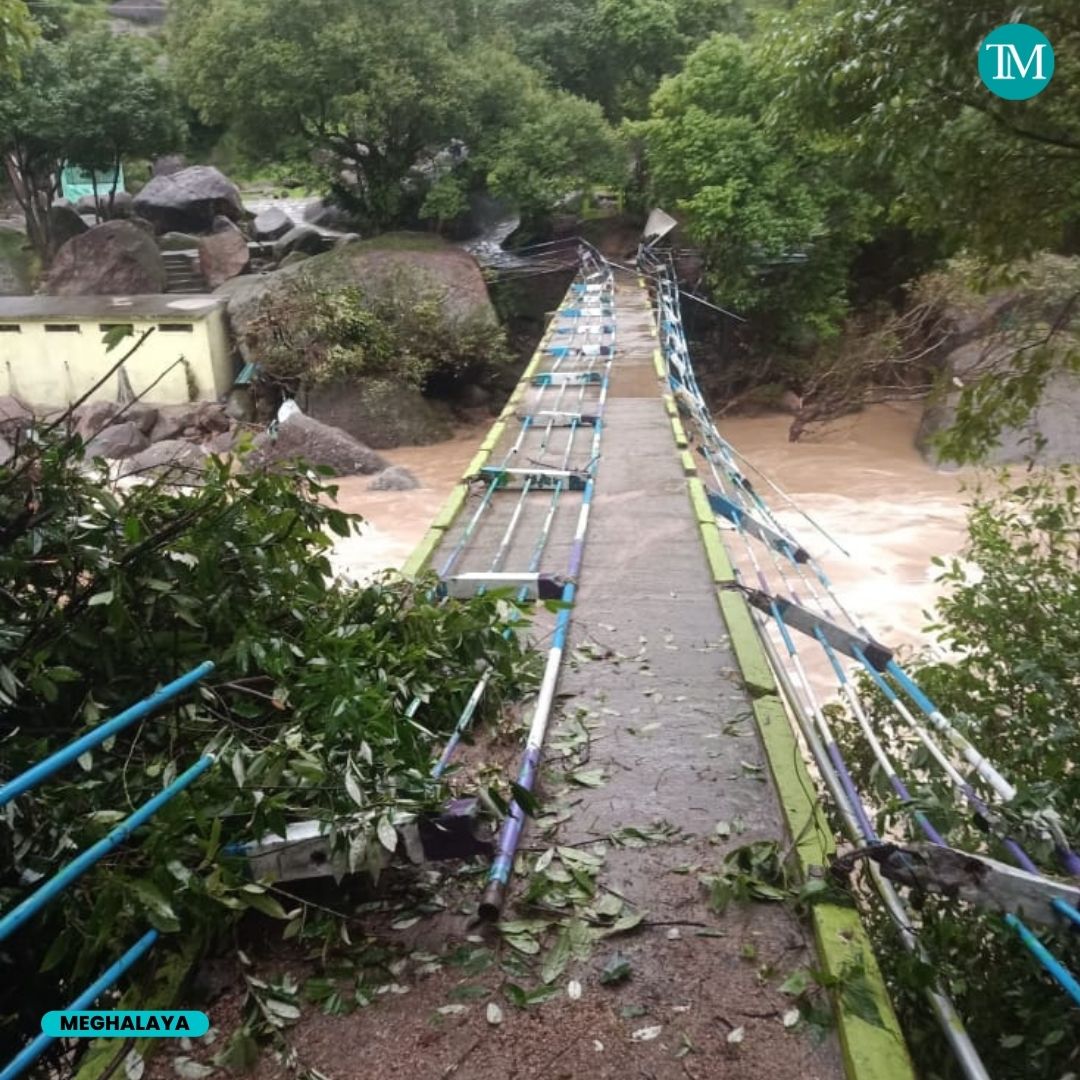 TheMeghalayan's tweet photo. The hot water spring in Jakrem is in poor condition as it overflowed with water from the Phot Umjarain river.
#news #meghalayanews #TheMeghalayan #northeast #rain #hotwaterspring #tourist #attraction #Jakrem #Shillong #Phot #Umjarain #river https://t.co/e7aX4maN12