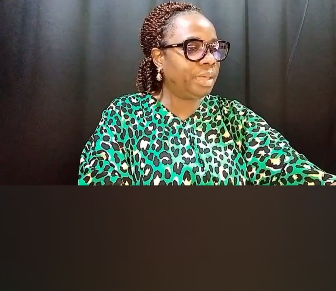 It's another Commanding Your Morning prayer hour with @BidemiMarkMordi .
Click link to join us; fb.watch/dHOfLsB9zq/

#Prayerworks #prayingwoman