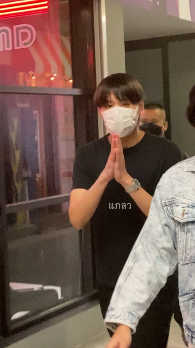 pizzaseon_'s tweet photo. บิวกิ้นกับลุคแฟนเด็กซค จะตายๆๆๆ 😭😭😭😭😭😭 https://t.co/Ma33MlyRVQ