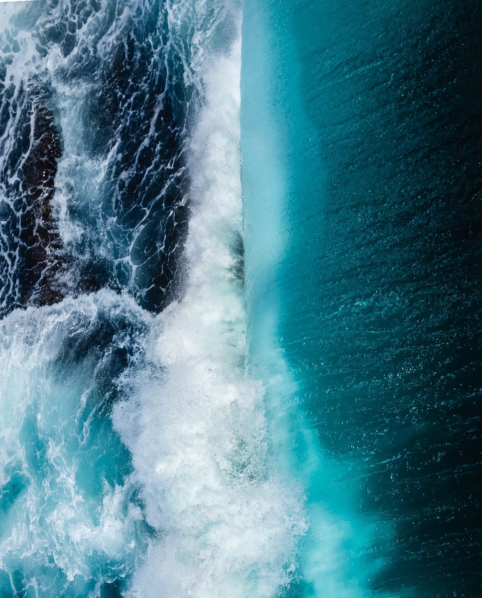 Timmboslice_'s tweet image. GN from the foundations of earth 🌊🌏