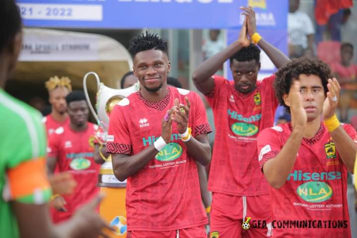 barimahasub's tweet photo. Let’s come together to do this for mother Ghana 🇬🇭 

If @AsanteKotoko_SC wins, Ghana wins big time

@Gh_NSA &amp; @moysgovgh we need you now more than ever. Please do your part and #fixbabayara4kotoko for our caf champions league campaign. 🔥🔥🔥🔥🔥🔥 https://t.co/uDmHW5lZZg