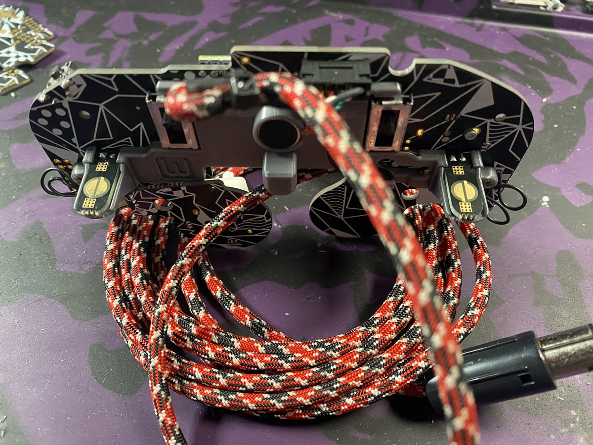 opening some slots for 1.2 phobs for when i return from CEO next week! these are my own version of the main boards with a custom silkscreen, detachable rumble, and a button pin out. doing full builds and just the motherboards as well, dm me here or on discord for more info :)