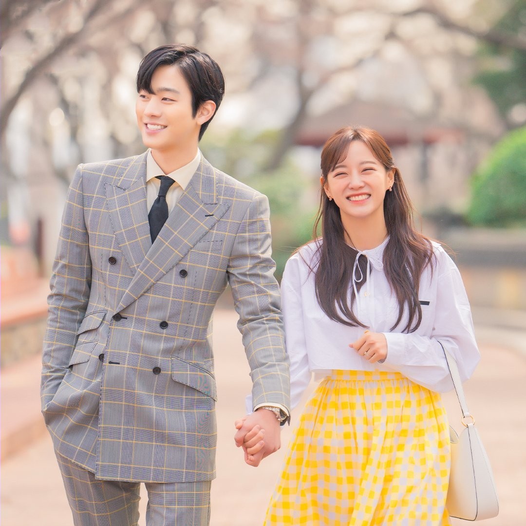misshatae's tweet photo. happy wedding day to our kang taemu and shin hari!! 💖 from having fake dating trope to developing a genuine loving relationship with each other. they're married now so it means hatae is officially husband and wife in our universe 🥹🫶🏻 https://t.co/QIus6CRP0z