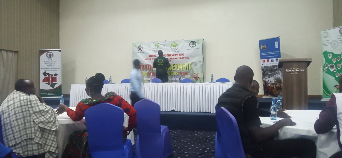 MYSPACEKE's tweet photo. Today we kick off day one Joint program on Voter education and sensitization.
@UNDPKenya 
@IEBCKenya 
@IEBC_YCC 
@footprintofhope 
@JoyShammah2 https://t.co/a2DCCUf5lv