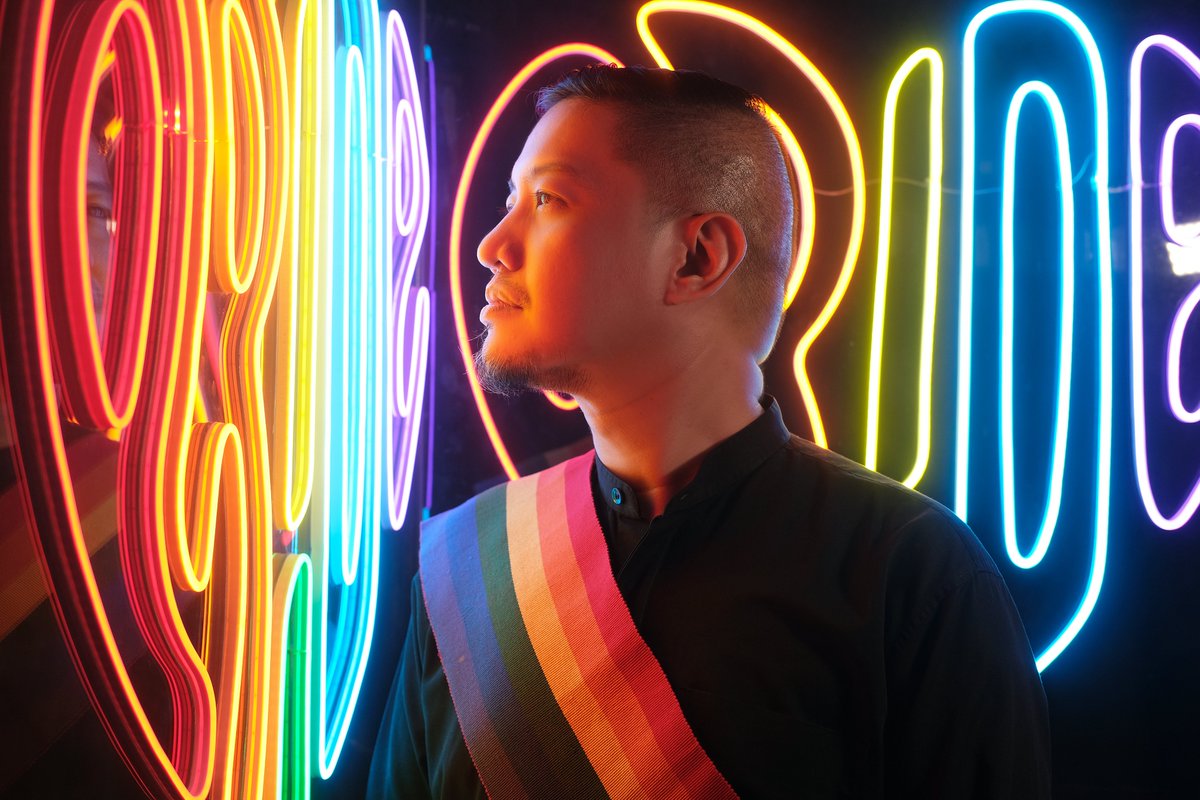 GD1107_bkk's tweet photo. We pave the way for a bright future without discrimination and prejudice, where everyone is
free to be who they are and to love who they love.
#HSCPRIDE2022 #PRIDE2022 #PRIDE
#WeComeTogether #A11Together
@headshotclinic @durex_ph @astburyph @theredwhistle https://t.co/wYosTh4IGD