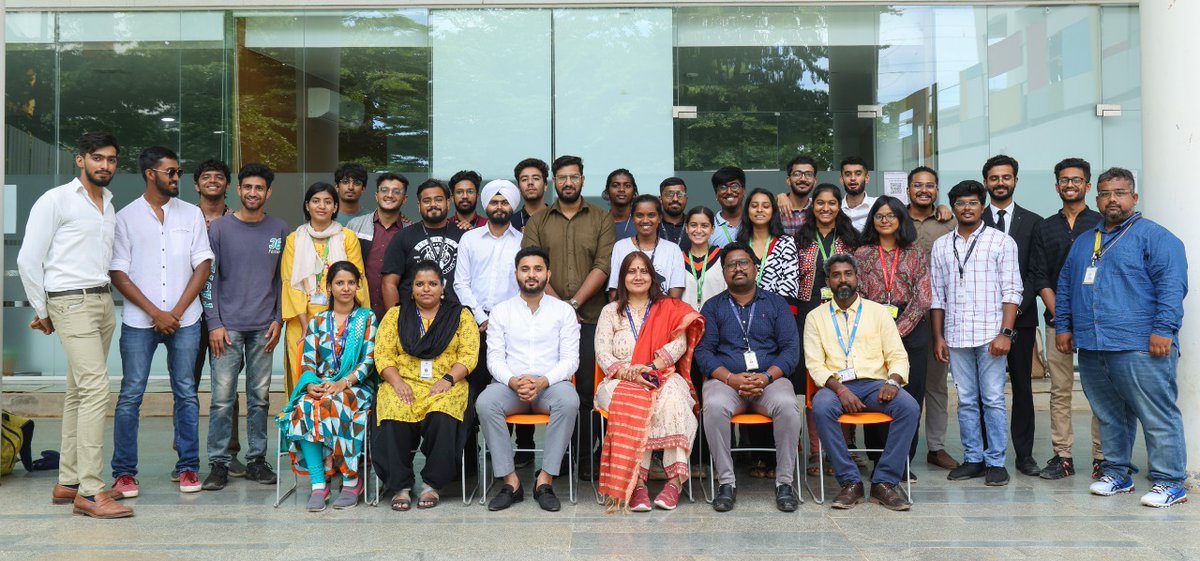 singhaliyan's tweet photo. I'm so happy to share that this team has proudly managed to pull out the Biggest Cultural Fest of Bengaluru, which is the Core Committee of Department of Student Affairs, Presidency University,Bengaluru. This is not the end, and we will continue to soar to new heights #invincia https://t.co/7XkDBwDKk1