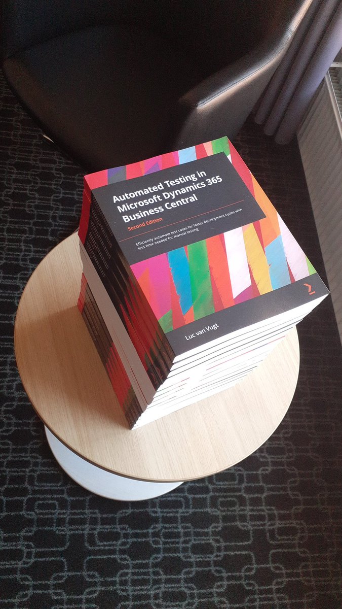 lucvanvugt's tweet image. In want of a (signed) copy of my book and @DaysOfKnowledge? I brought a few copies for you.

#daysofknowledge