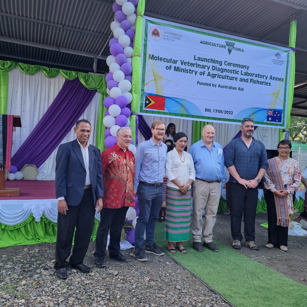 Agriculture Victoria (@vicgovag) on Twitter photo A portable molecular lab developed by AgVic was opened today in Timor-Leste.
Supported by AgVic researchers and <a href="/dfat/">Department of Foreign Affairs and Trade 🇦🇺</a> it will help quickly diagnose and detect animal diseases, providing an early warning of threats to Australian agriculture.
<a href="/of_leste/">Embassy of Timor-Leste in Australia</a> #biosecurity A portable molecular lab developed by AgVic was opened today in Timor-Leste.
Supported by AgVic researchers and <a href="/dfat/">Department of Foreign Affairs and Trade 🇦🇺</a> it will help quickly diagnose and detect animal diseases, providing an early warning of threats to Australian agriculture.
<a href="/of_leste/">Embassy of Timor-Leste in Australia</a> #biosecurity