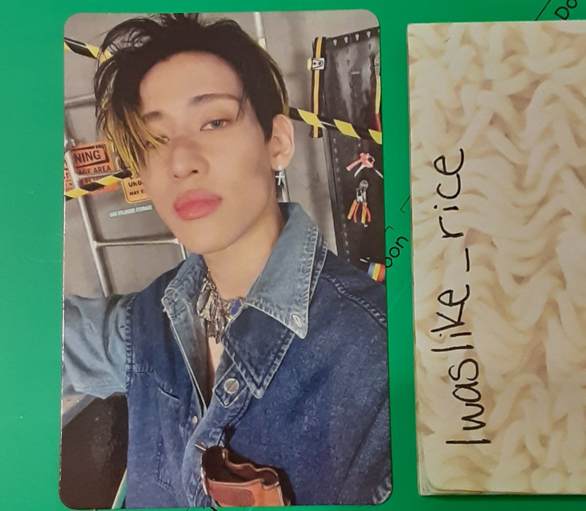 Iwaslike_rice's tweet photo. Wtt | Got7 
📍 USA

Have: Jinyoung and BamBam pcs
Want: Jaebeom (unmarked in pic) and Jackson (smiling)

#GOT7HOMECOMING #JINYOUNG 
#BAMBAM
#GOT7_NANANA 
@got7tradingUSA 
@got7_trade https://t.co/BCGddktuUz