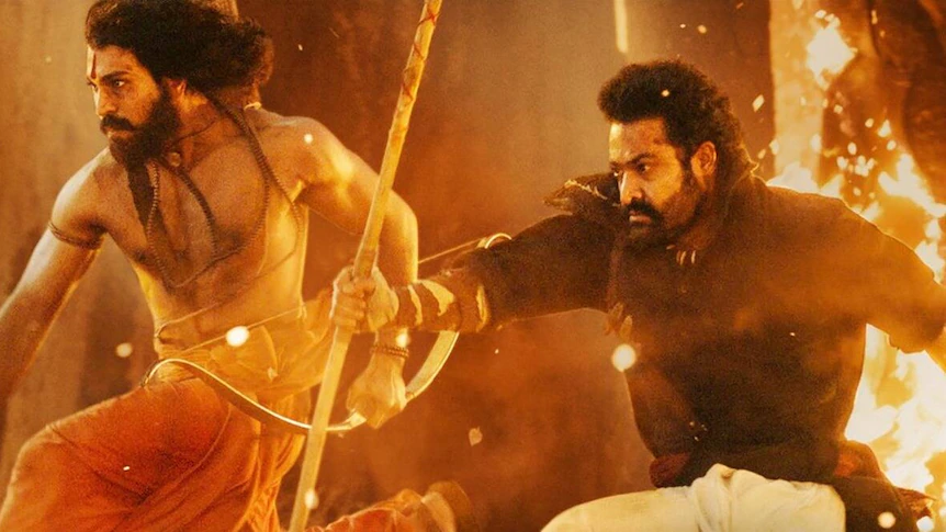 TradeBOC's tweet photo. #RRR has grossed over 1120 crores worldwide and is the 4th highest-grossing Indian film of all time. #RRRMovie #NTR #RamCharan #Ajaydevgn #AliaBhatt #RRRreview #RRRcollections #RRRBlockbuster 
RT and Follow us for more updates. https://t.co/l3WSOqUYz2