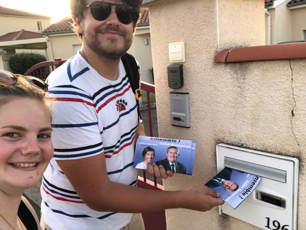 Jeunes avec Macron - Loire (@jeunesmacron42) on Twitter photo Dernière ligne droite pour faire gagner notre candidat <a href="/JulienBorowczyk/">Julien Borowczyk</a> au deuxième tour dimanche prochain. Nous affirmons notre volonté d’un Forez plus accessible par les mobilités douces, avec une offre de santé renforcée dans une France forte avec une Europe forte ! Dernière ligne droite pour faire gagner notre candidat <a href="/JulienBorowczyk/">Julien Borowczyk</a> au deuxième tour dimanche prochain. Nous affirmons notre volonté d’un Forez plus accessible par les mobilités douces, avec une offre de santé renforcée dans une France forte avec une Europe forte !