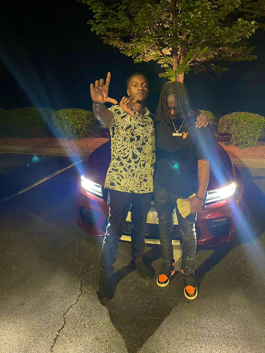 5klilchris's tweet photo. They done got me mad Get in yo bag that’s how you supposed to do that #LLL https://t.co/msFHuWokUd