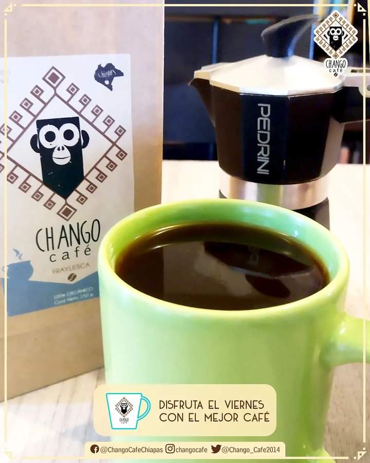 Chango_Cafe2014's tweet photo. #Viernes para gozar 🐵☕ Prepara tu americano con espresso de #cafeteraitaliana 🇮🇹🤩 #ChangoCafé - Somos #elcafédeChiapas 🌄🐆 café de grano y molido en casa 🏡
#GdlCafé #CafédeGrano #caféorgánico #CafédeChiapas #coffeebreak #coffeelovers #coffee #CaféAmericano #CafeteraMoka https://t.co/TdBgY6WCq8