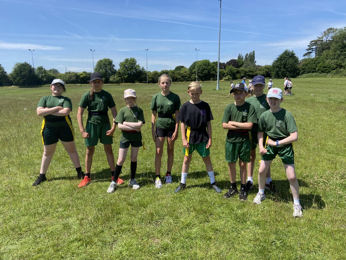 Bovingdon_PE's tweet photo. Our Yr 6 children loved the @SaracensFdn @DSSN42 Tag Rugby Festival on Wednesday. Every child in Yr 6 took part and played with a smile on their face despite the hot weather.

The level of rugby from all was great and we hope many carry on playing rugby at secondary school 🏉 https://t.co/Fbd9o3sIdL