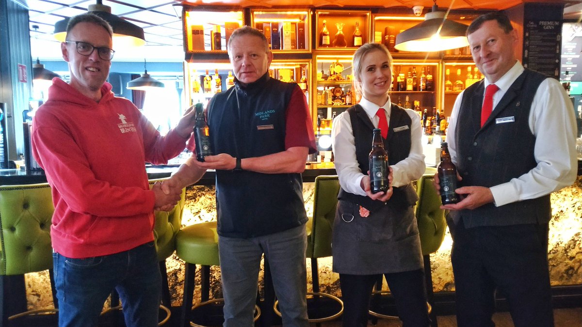 Great local support as always from the @MidlandsPark Hotel in Portlaoise, who are gifting special Father's Day bottles of our Back Lawn lager to every booking for lunch on Sunday. Thanks to everyone involved!