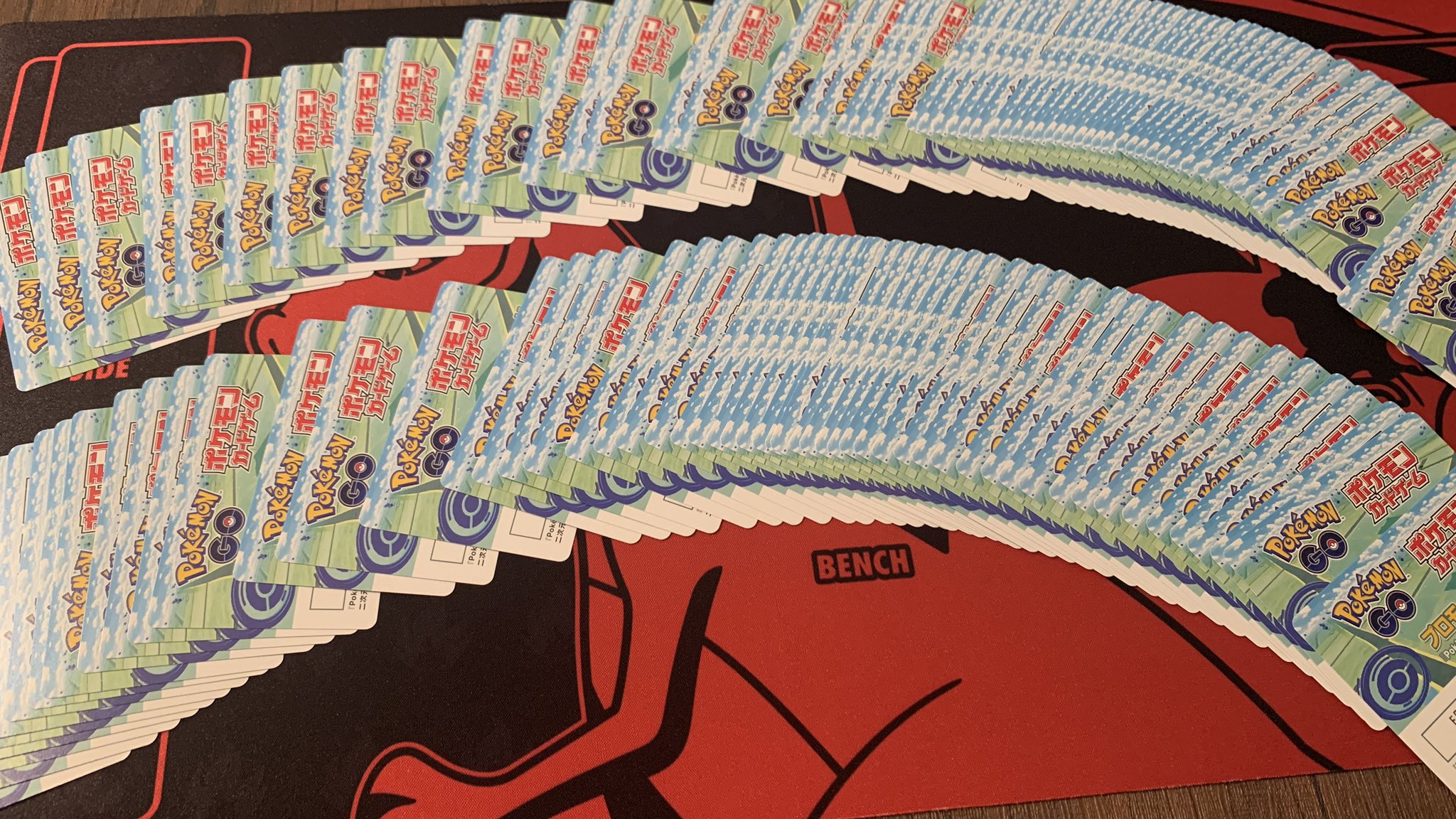 ご飯がすすむ Spotifyでラジオ配信中 ポケモンgoやってる人居ませぬか ゲーム内で道具が手に入るっていうプロモーションコードがめっちゃ余ってるんだけど Dmくれた人に最大5コード分送りますので 周りにポケgoやってる人が居たら是非紹介し