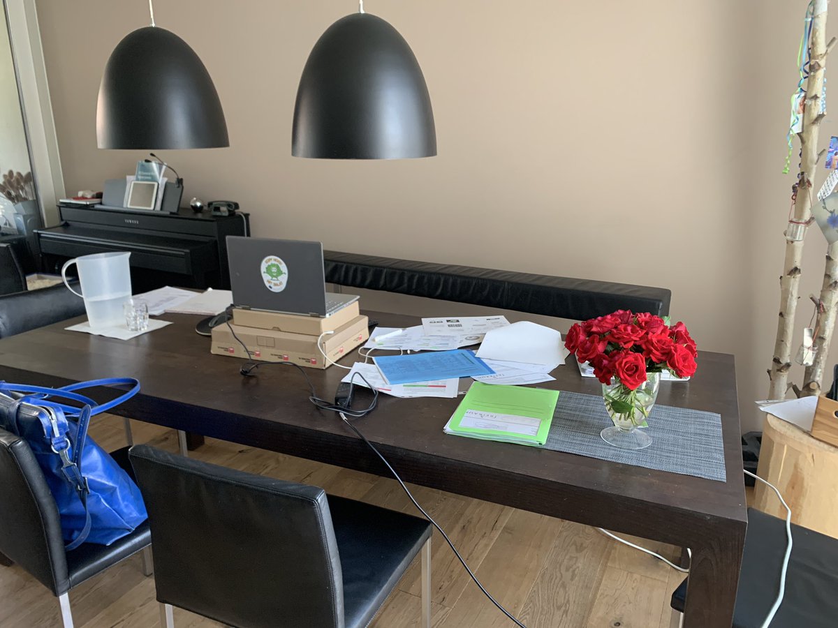 SchillingBea's tweet photo. 🌞🥵 🌞 Schön kühler Arbeitsplatz für  Online #FODMAP Kurs für https://t.co/NIU9EmAEZb 💪🏻 https://t.co/hp6Z5egUht