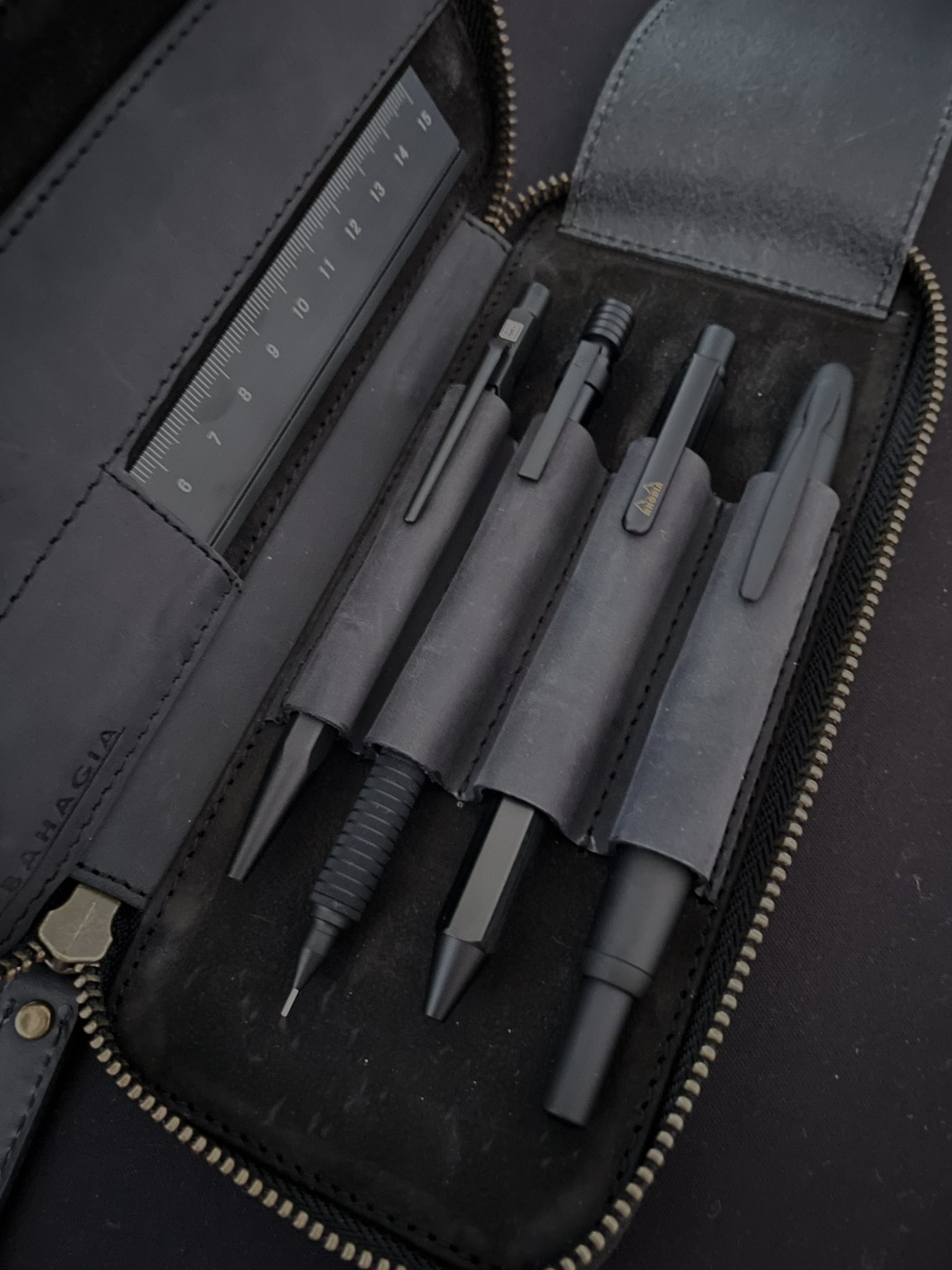 バハギアペンケース　LAMY ペリカンなど　シャーペン等まとめ売り ぴるきちloves文房具 on X: 