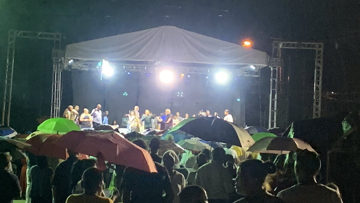 egarmelo's tweet photo. Cuando un pueblo alaba a Dios suceden cosas maravillosas. https://t.co/8FUoxkwbry