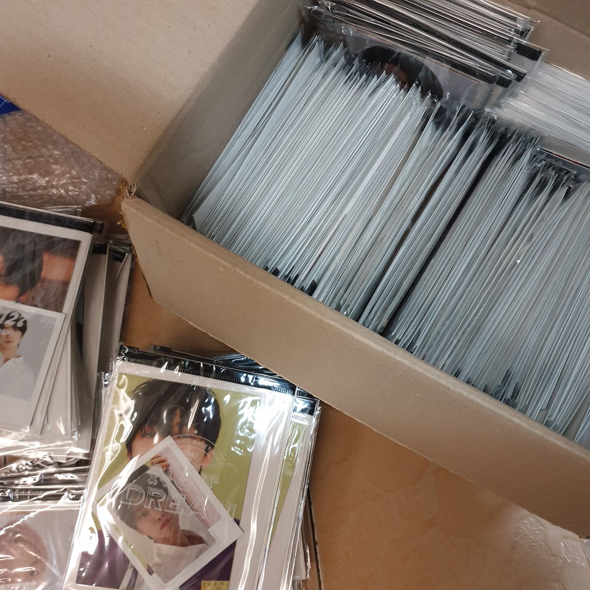 LemonSkyPH Updates | busy packing 💕 tweet media