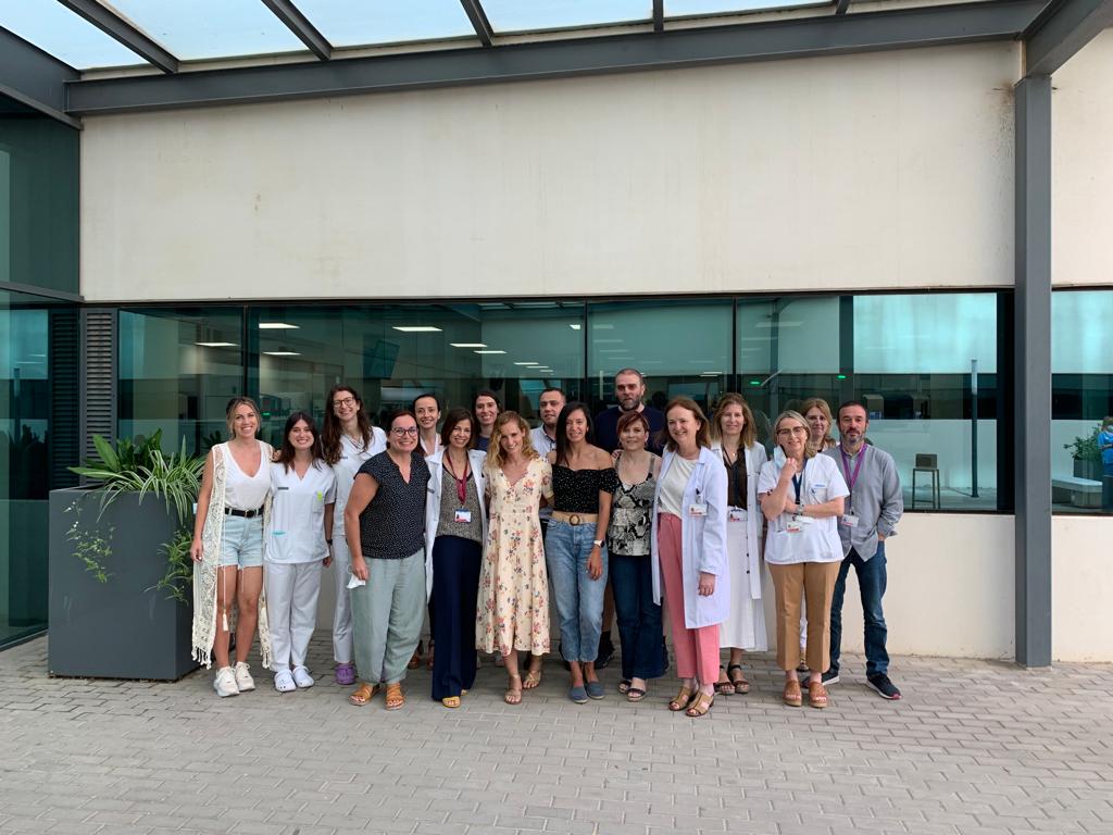 HematoLaFe's tweet photo. 📌Entre los días 16 y 17 de junio se está celebrando en @IISLaFe el "Curso práctico en el diagnóstico de las LMA y SMD" dirigido por la Dra. Leonor Senent, la Dra. Irene Luna y la Dra. Ana Vicente @HospitalLaFe  @GHematologica  @cito_tuiter https://t.co/Hnhzic2Ezk