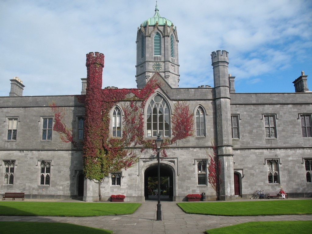CommsEng's tweet photo. @commseng is delighted to be sponsoring two Young Researcher Awards at @ESMC2022, We look forward to finding out about some great mechanical engineering next month. See you in Galway! @nuigalway #EUROMECH https://t.co/flpMvsQHVp