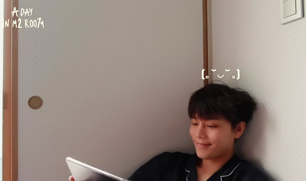 yllwrys's tweet photo. Taeil and his iconic 🙂

TAEIL VLOG 💛
#itsTAEILtime https://t.co/FDvqKMa8Hi